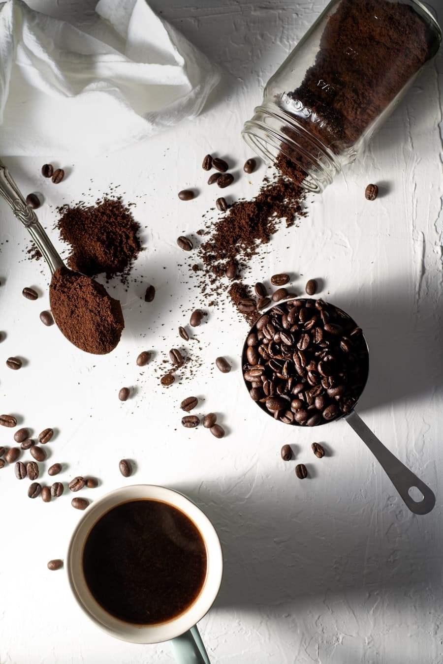 Freshly ground coffee powder